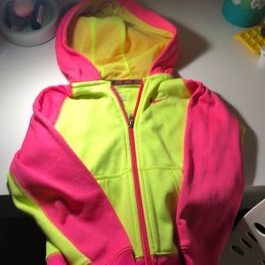 Nike therma fit zip up jacket.